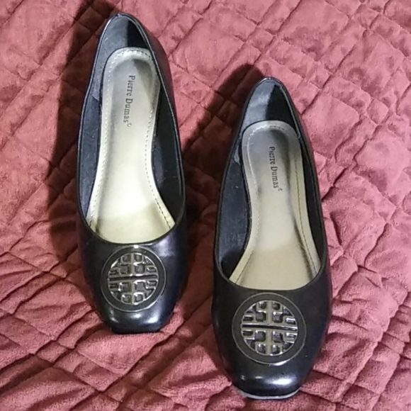 Pierre Dumas Women's Black Ballet Flats - Picture 7 of 14